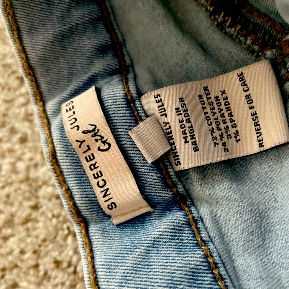 Sincerely Jules Girls, Ripped Light Blue Jean Shorts Size Small